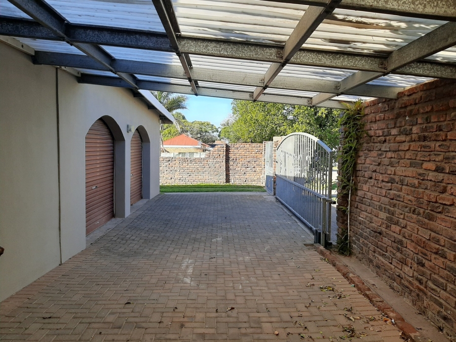 4 Bedroom Property for Sale in Vincent Eastern Cape